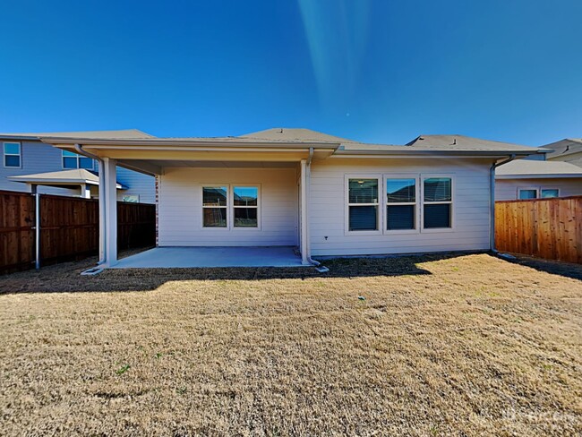 Building Photo - 6124 Tawakoni Ln