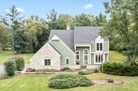 Building Photo - 38W199 Heatherfield Dr