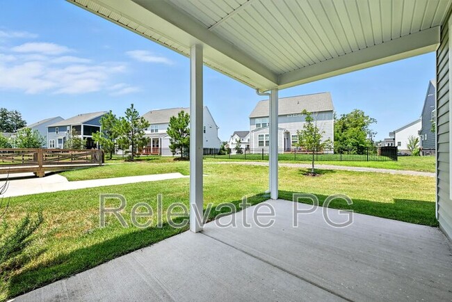 Building Photo - 9893 Honeybee Dr