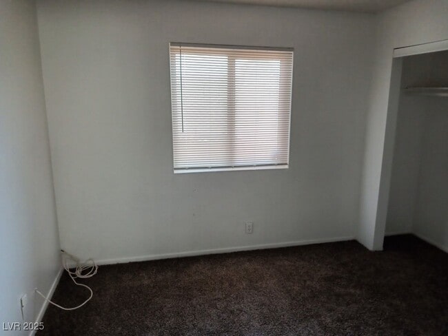 Building Photo - 6201 Bellota Dr