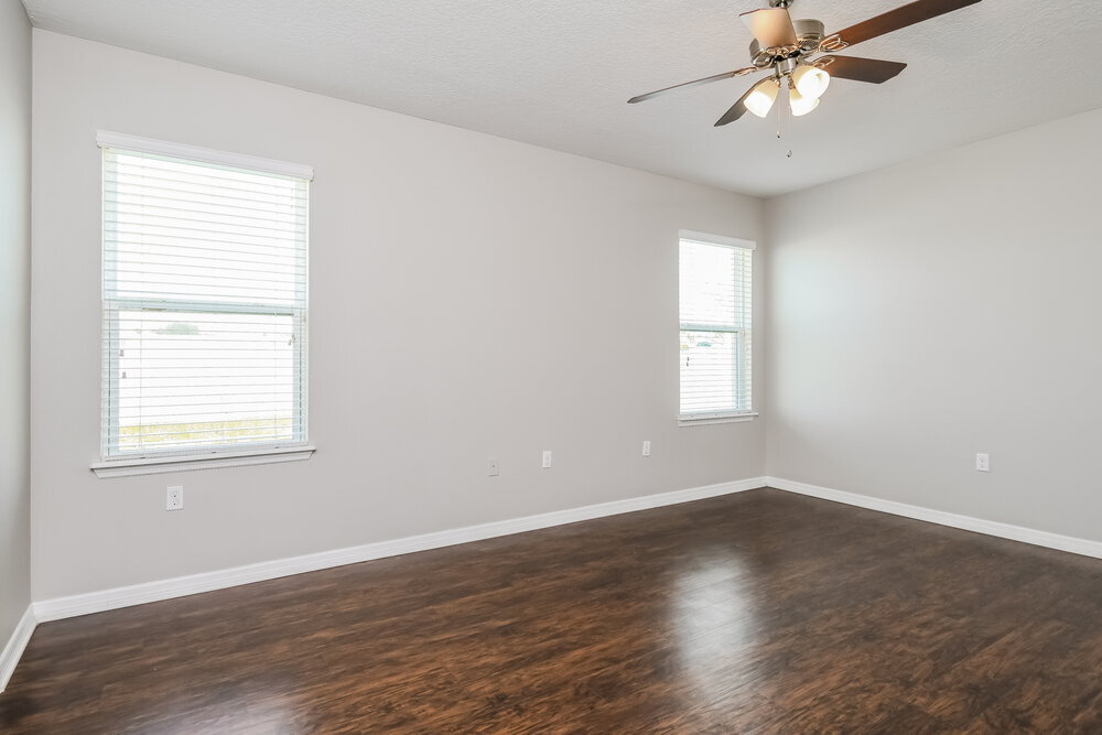 Building Photo - 5025 Brenton Manor Ave