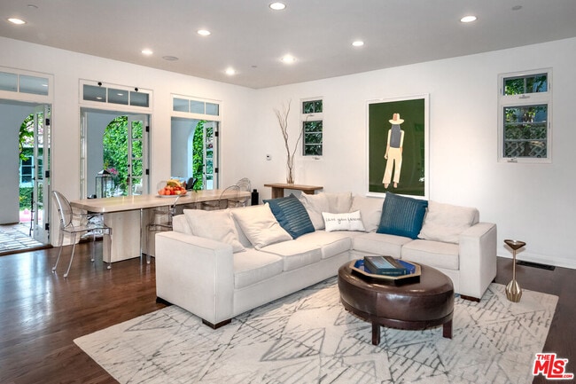 Building Photo - 408 17th St