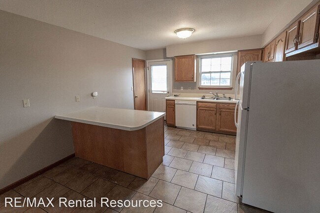 Building Photo - 4 br, 2 bath House - 2505 Northampton Dr