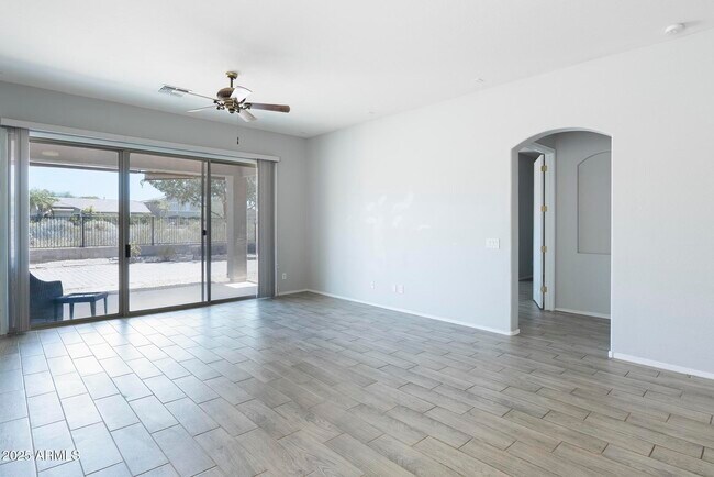 Building Photo - 33309 N 24th Dr