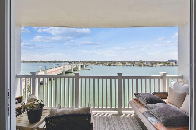 Building Photo - 500 Treasure Island Causeway