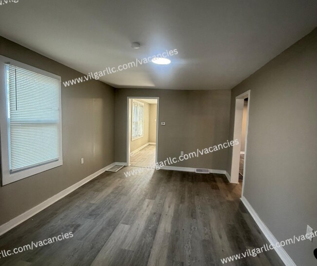 Building Photo - 1712 Carolina St