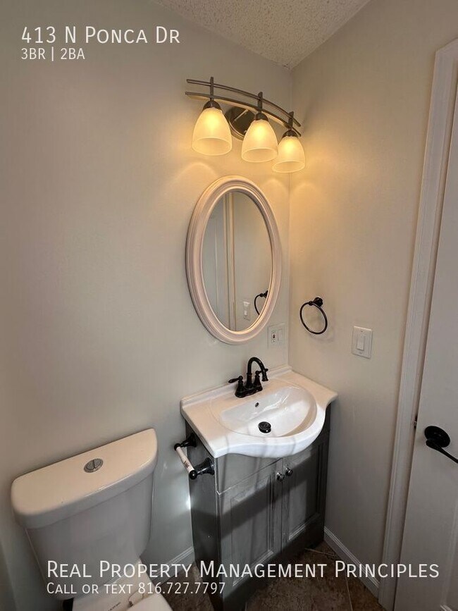 Building Photo - 413 N Ponca Dr