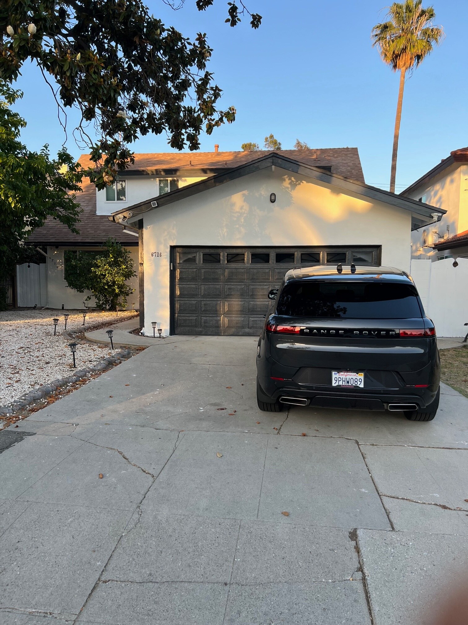 Building Photo - 6716 Ventura Canyon Ave