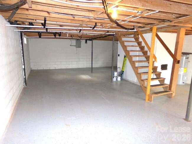 Building Photo - 869 Emerald Shores Rd