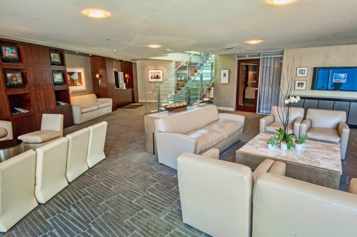 Building Photo - 13700 Marina Pointe Dr