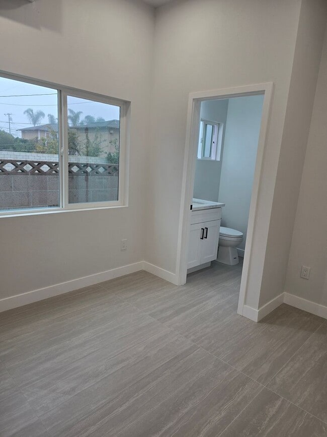 Building Photo - Beautiful cozy home in Garden Grove