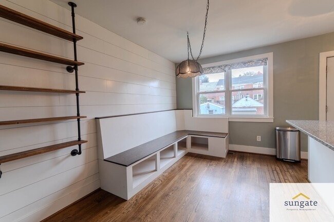 Building Photo - 258 Ridge Ave
