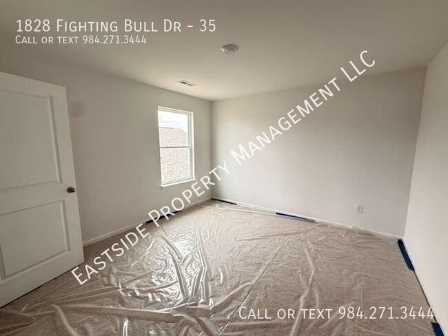 Building Photo - 1828 Fighting Bull Dr