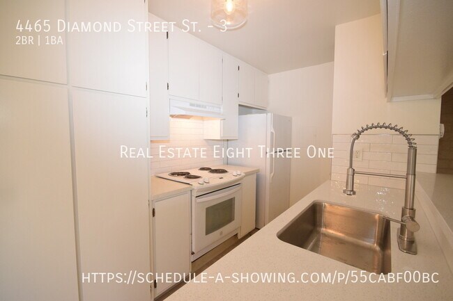 Building Photo - 4465 Diamond St