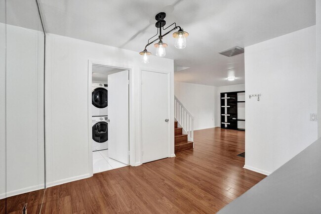 Building Photo - 9111 SW 20th St