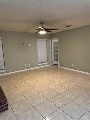 Building Photo - 2875 Ironwood Dr
