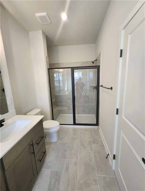 Building Photo - 852 Woods Chapel Rd