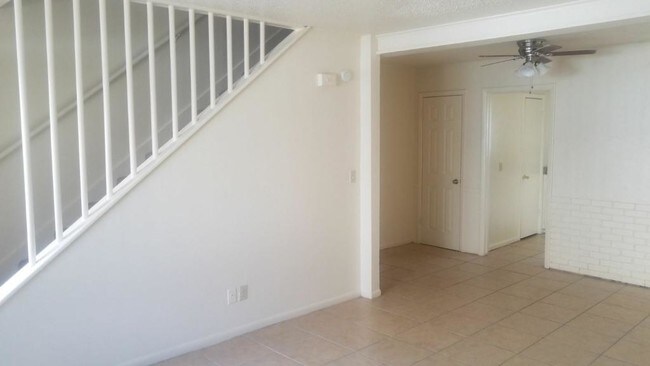 Building Photo - 2618 S 85th E Ave #B