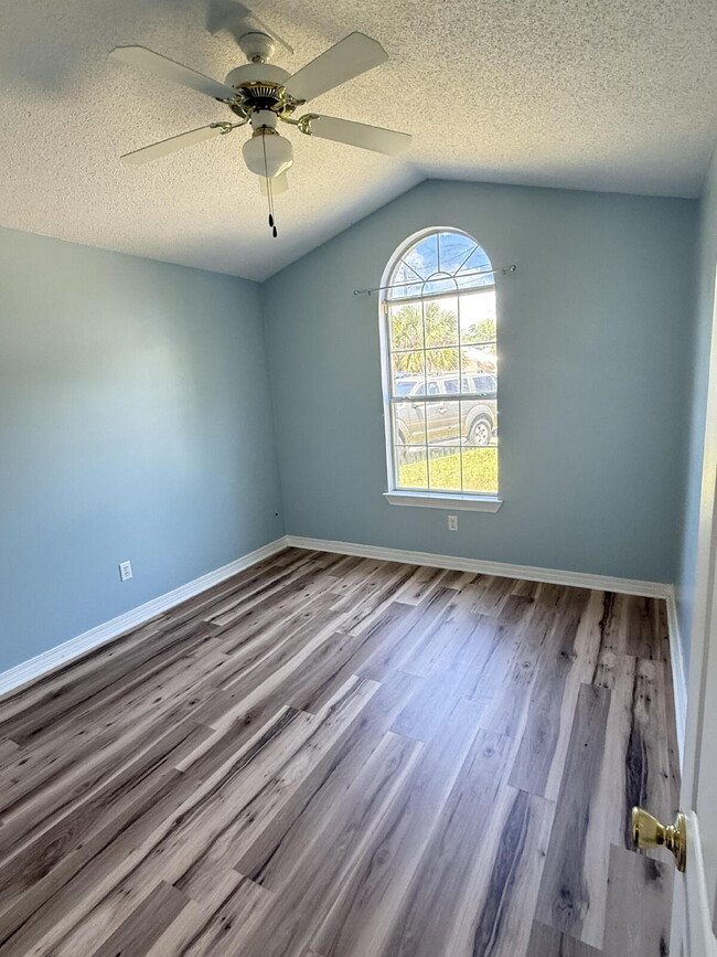Building Photo - 968 Southern Oaks Ct