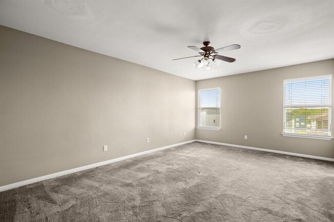 Building Photo - 6220 Perlita Dr