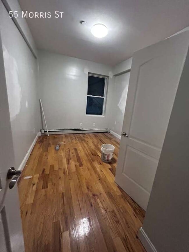 Building Photo - 55 Morris St