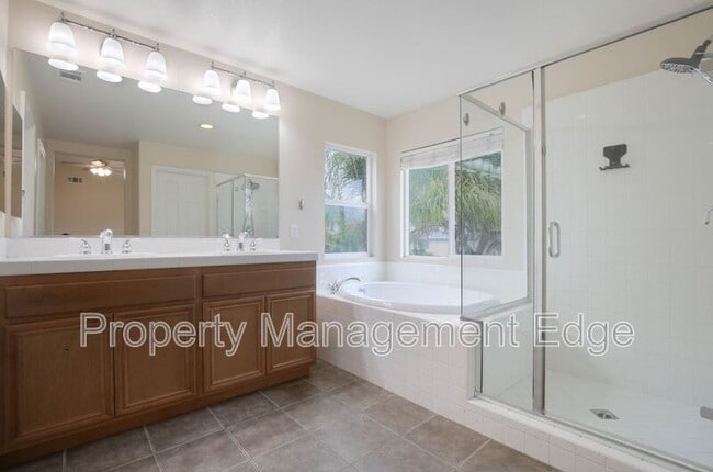 Building Photo - 29784 Ski Ranch St