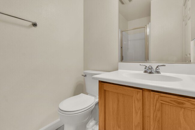 Building Photo - 10 Clearwater Cove