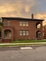 Building Photo - 726 E 40th St