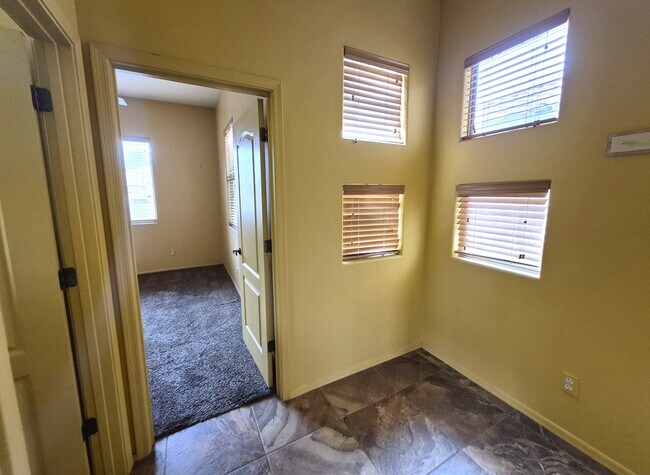 Building Photo - 3506 S Desert Lantern Rd