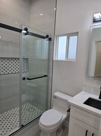 Building Photo - 12685 Aristocrat Ave