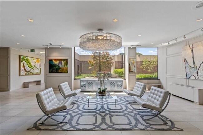 Building Photo - 4000 N Meridian St