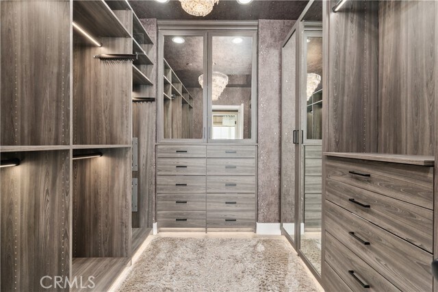 Building Photo - 2037 E Ocean Blvd