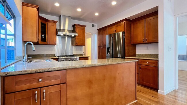 Building Photo - 3007 Crystal Creek Dr