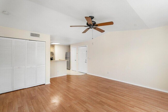 Building Photo - 1825 Palm Cove Blvd
