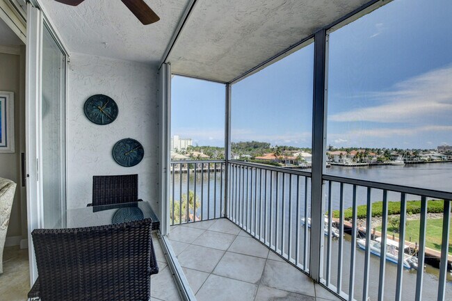 Building Photo - 1 Harbourside Dr