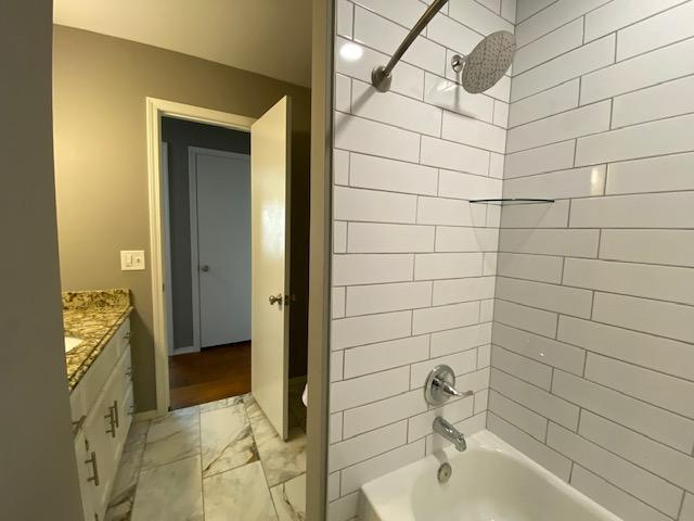 Building Photo - 1330 Quail Run Cir