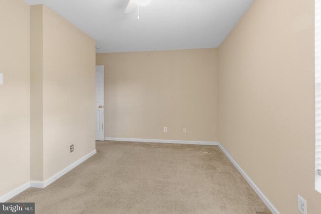 Building Photo - 909 N 19th St
