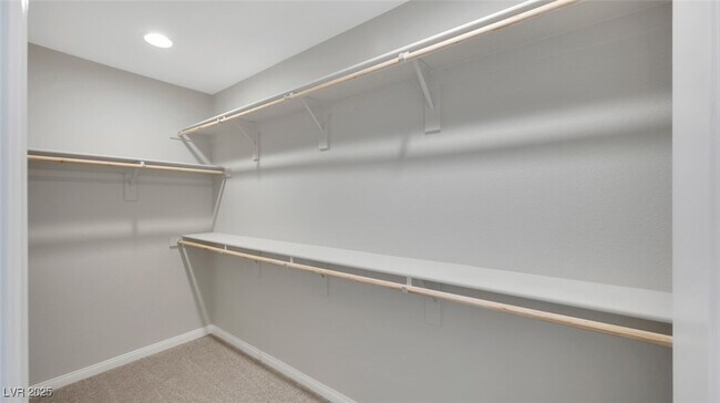 Building Photo - 404 Grand Toccata St