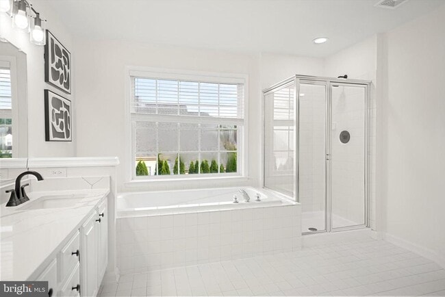 Building Photo - 12399 Brown Fox Way