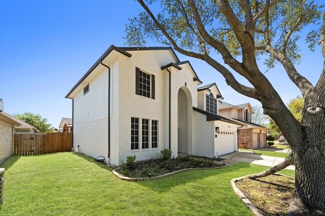 Building Photo - 19251 Hopeview Ct