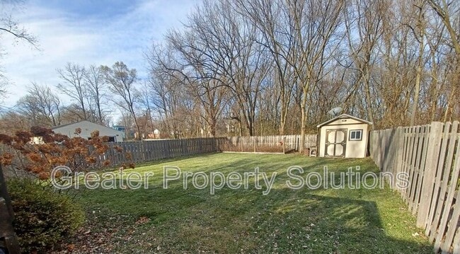 Building Photo - 412 W South St