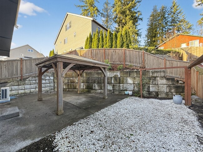 Building Photo - 9825 15th Pl SE