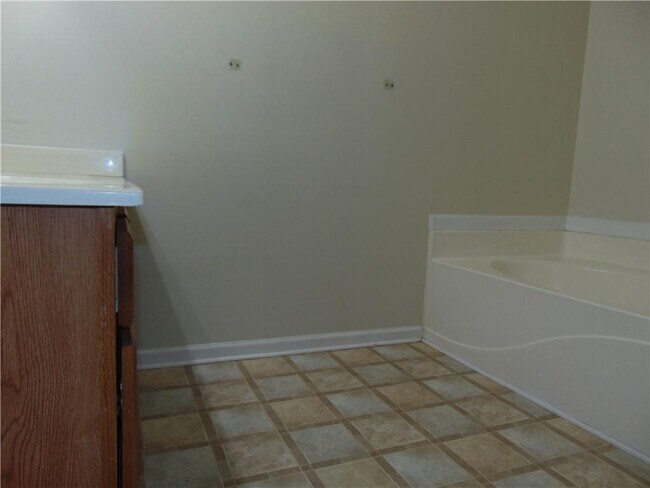 Building Photo - 523 Rockbridge Trail