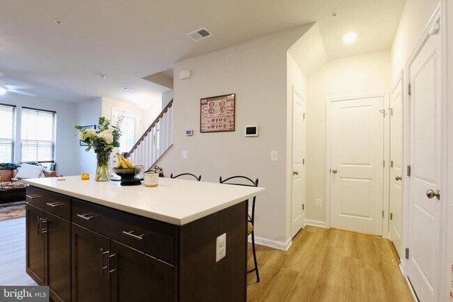 Building Photo - 773 Mount Airy Ter NE