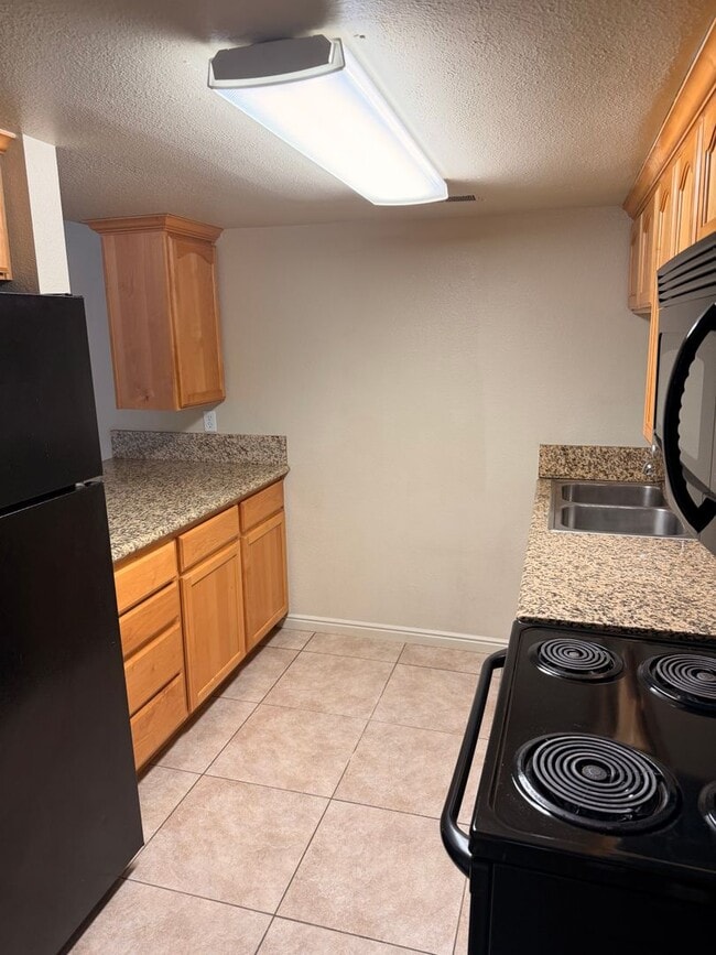 Building Photo - 5710 S 900 E