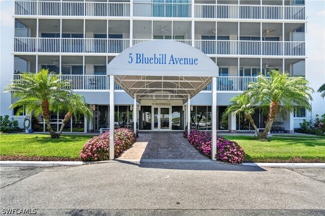 Building Photo - 5 Bluebill Ave