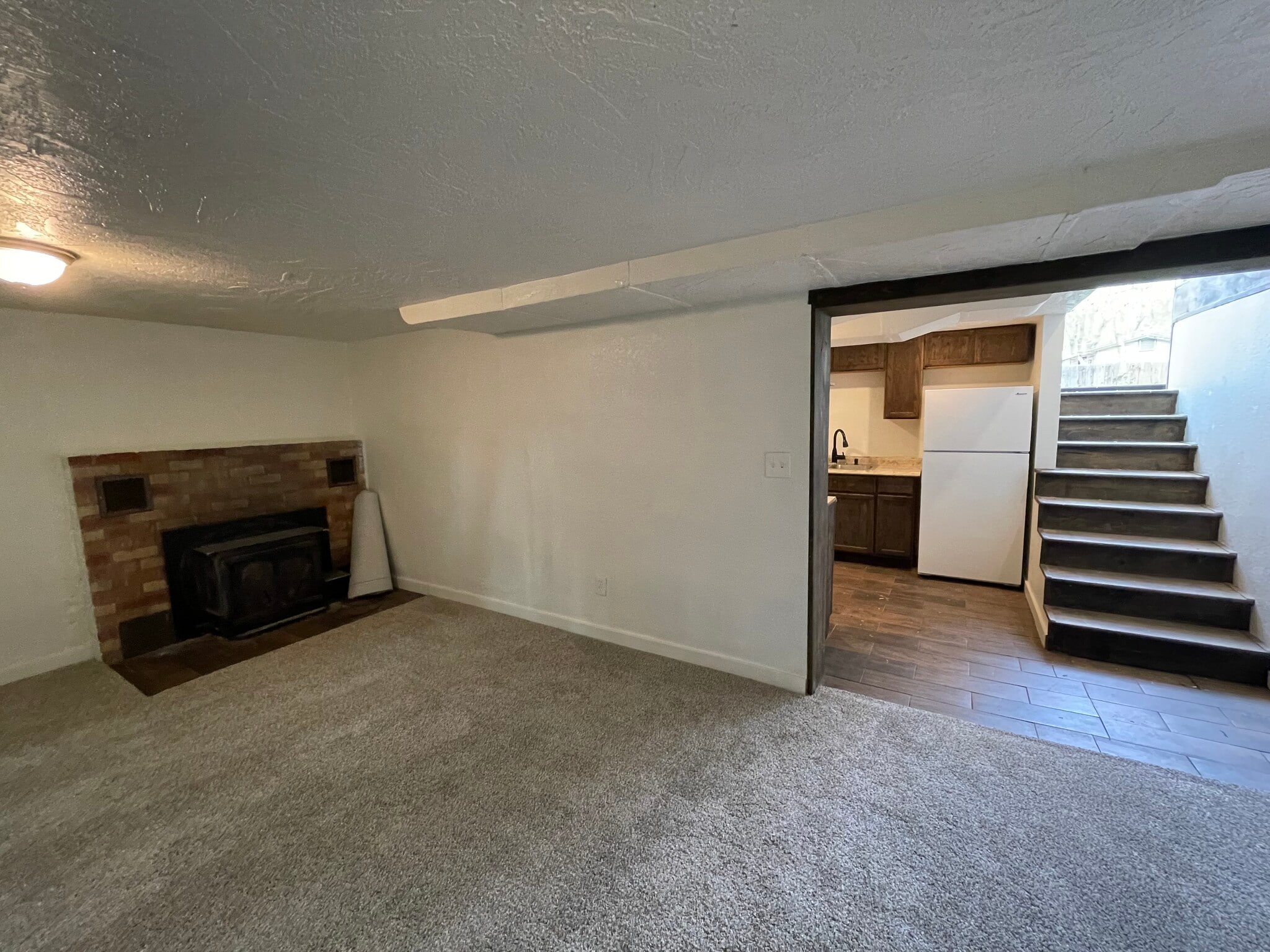 living room - 419 S Garden St