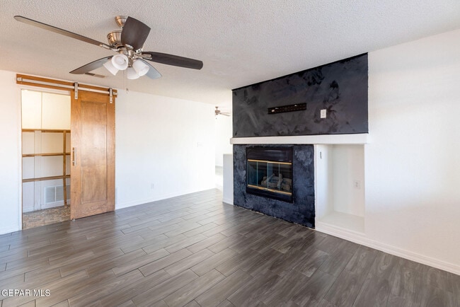 Building Photo - 7037 Luz De Espejo Dr