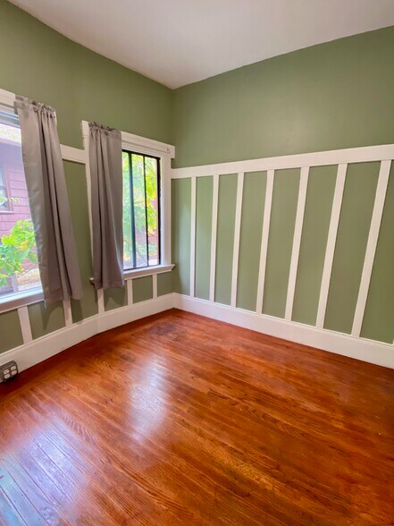 Building Photo - 2151 Russell St