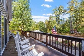 Building Photo - Spacious & Comfortable 4 Bedroom House - C...